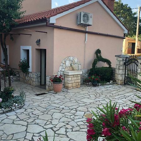 Apartmán Teta Jana Smoljanci Exteriér fotografie