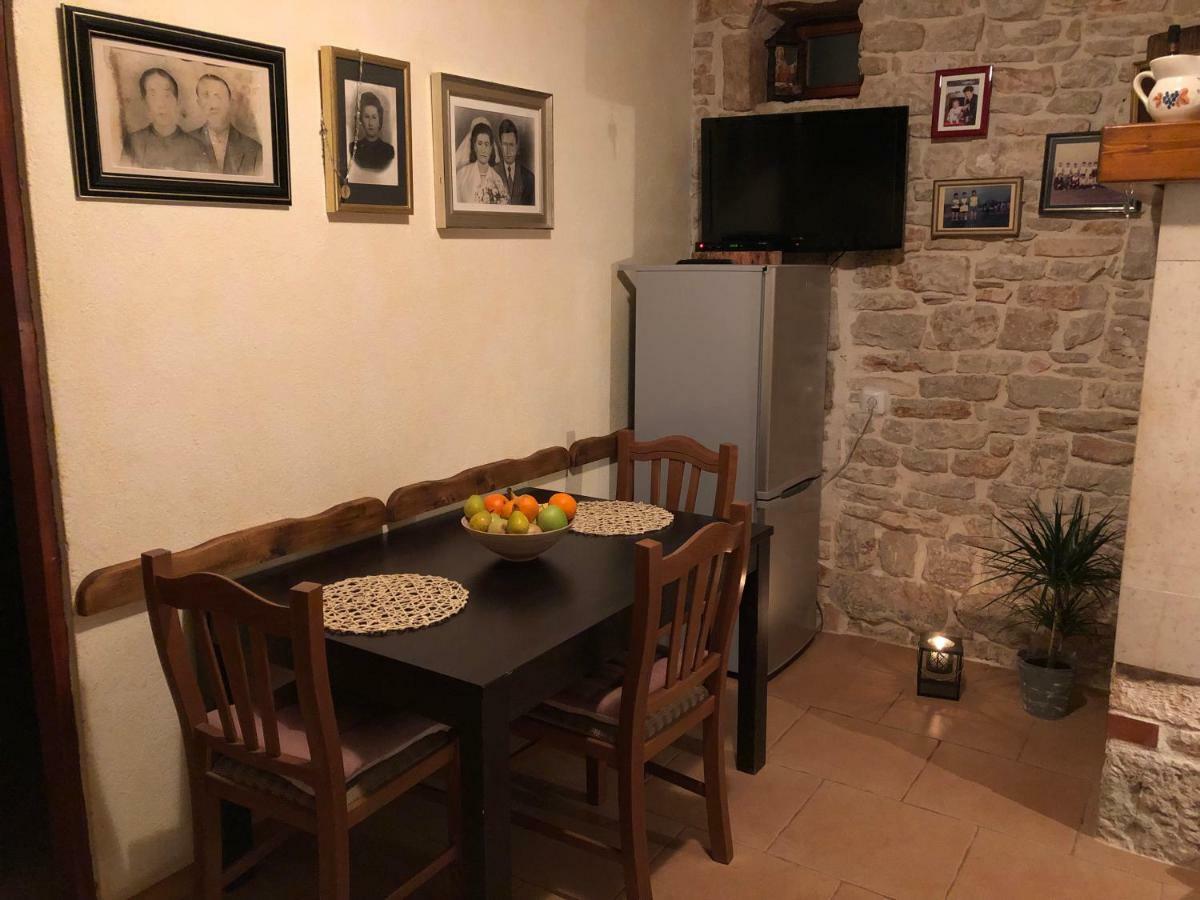 Apartmán Teta Jana Smoljanci Exteriér fotografie