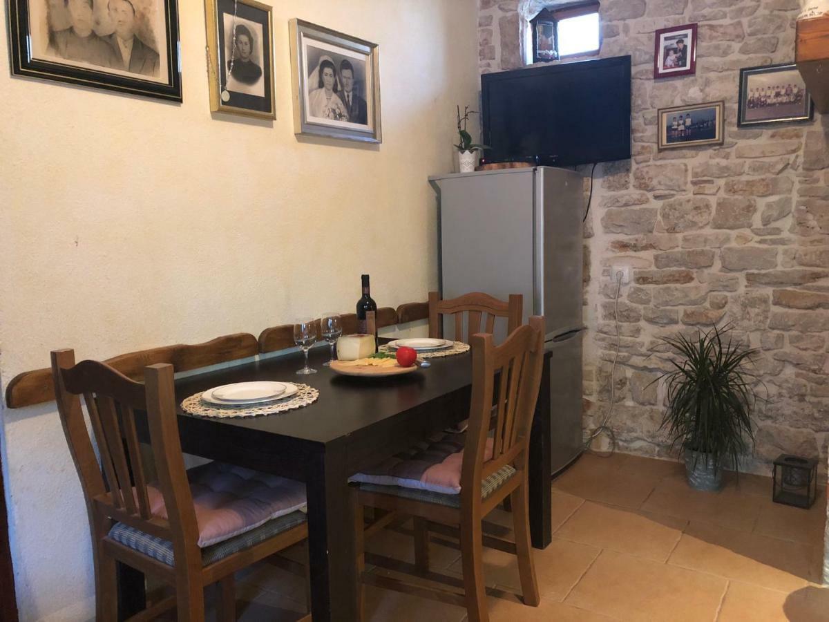 Apartmán Teta Jana Smoljanci Exteriér fotografie
